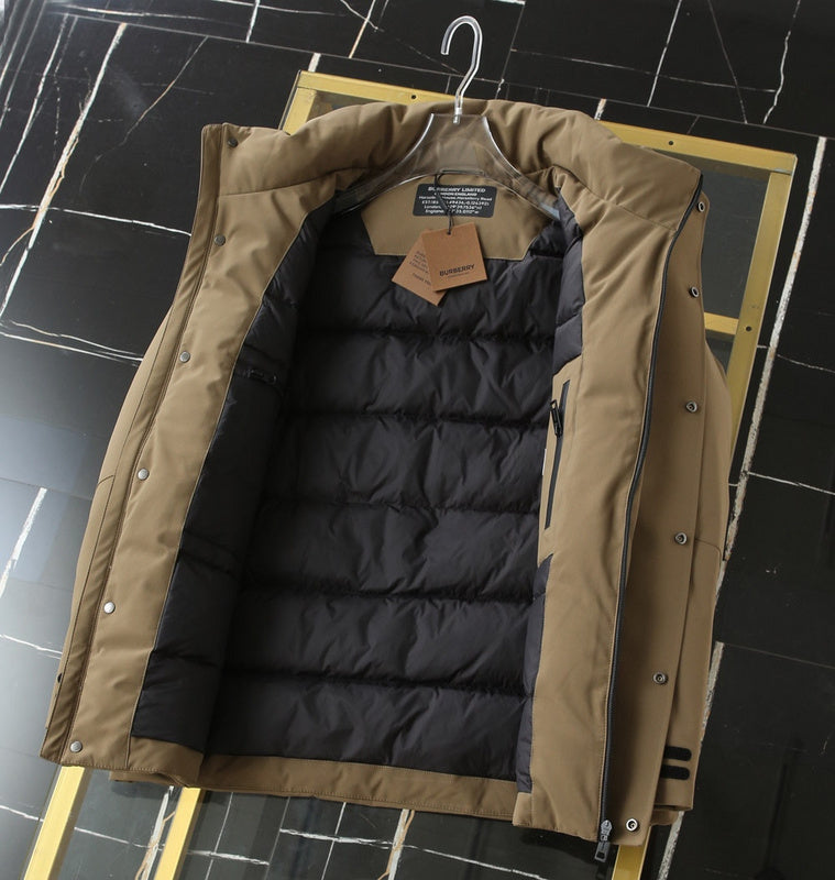 Back view of Burberry luxury piece style No.306