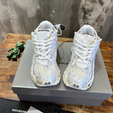 Balenciaga shoes Style 075 - logo and branding close-up