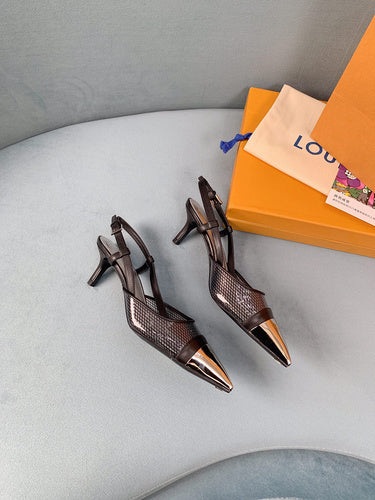 Louis Vuitton shoes Style 247 - texture and material detail