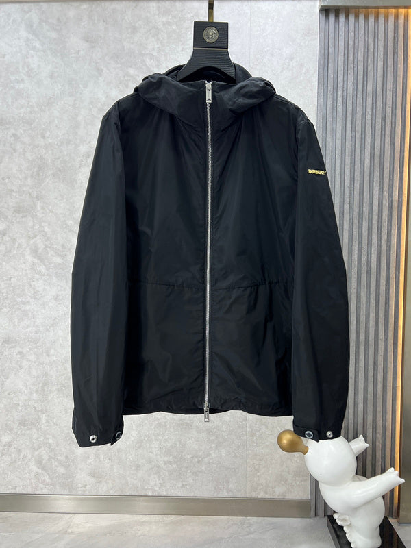 Front view of Burberry luxury piece style No.430