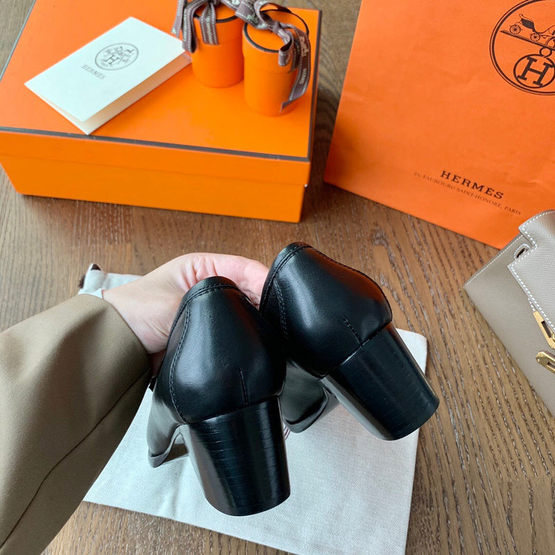 Hermes shoes Style 334 - logo and branding close-up