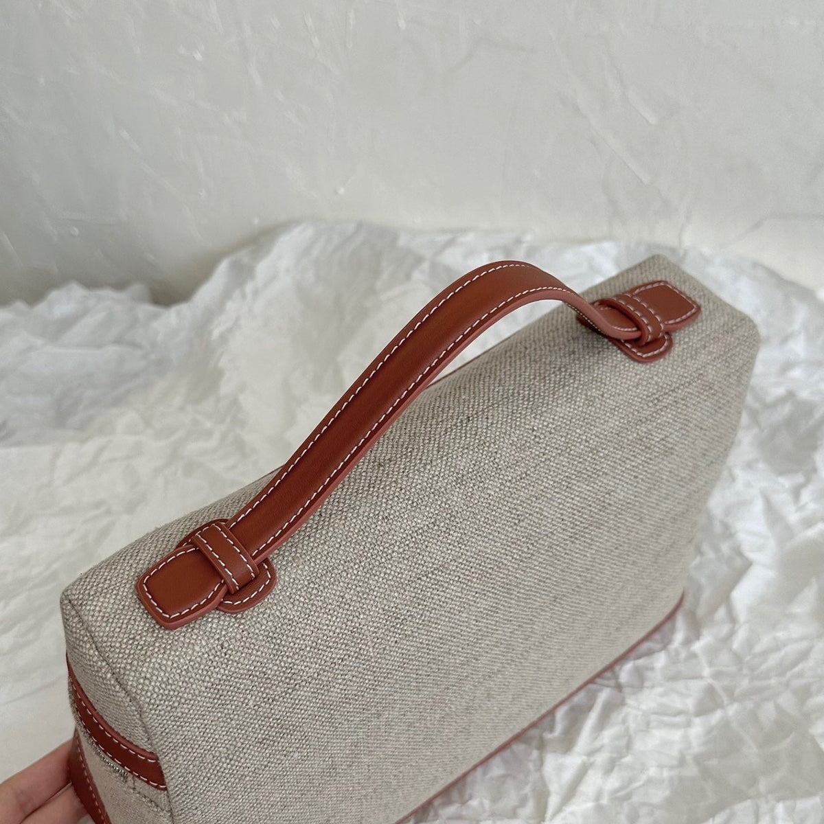 Bags- Loro P Extra Pouch L27 Luxury Designer Leather Handbag