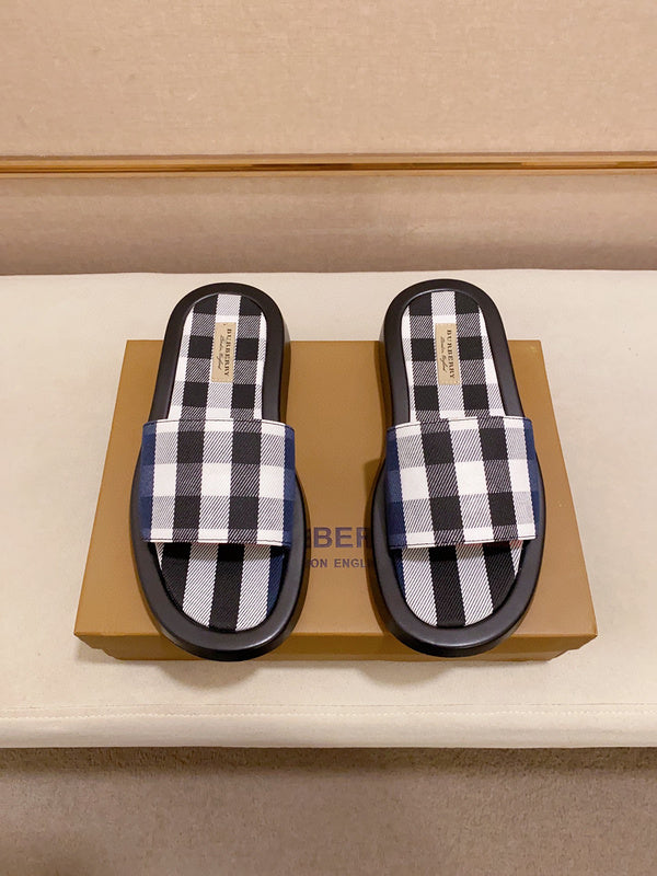 Burberry shoes Style 020 - packaging and accessories