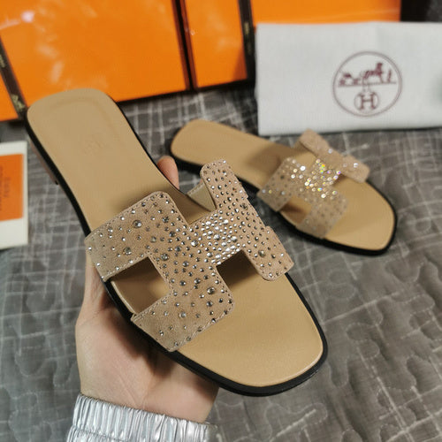 Hermès Nude Platform Sandals - Full Silhouette View