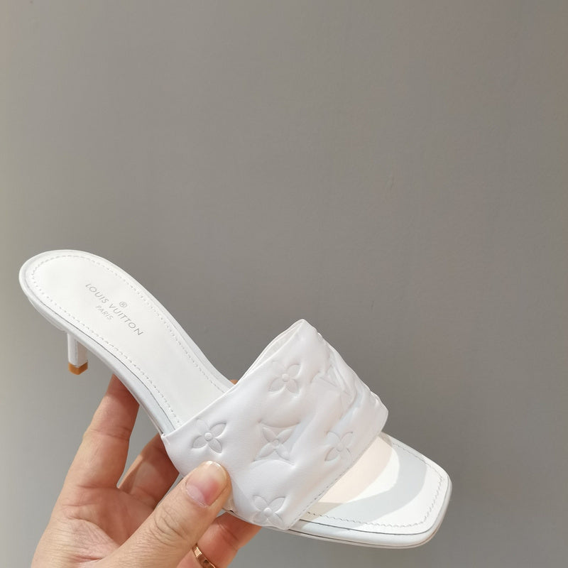 Louis Vuitton shoes Style 229 - back heel detail