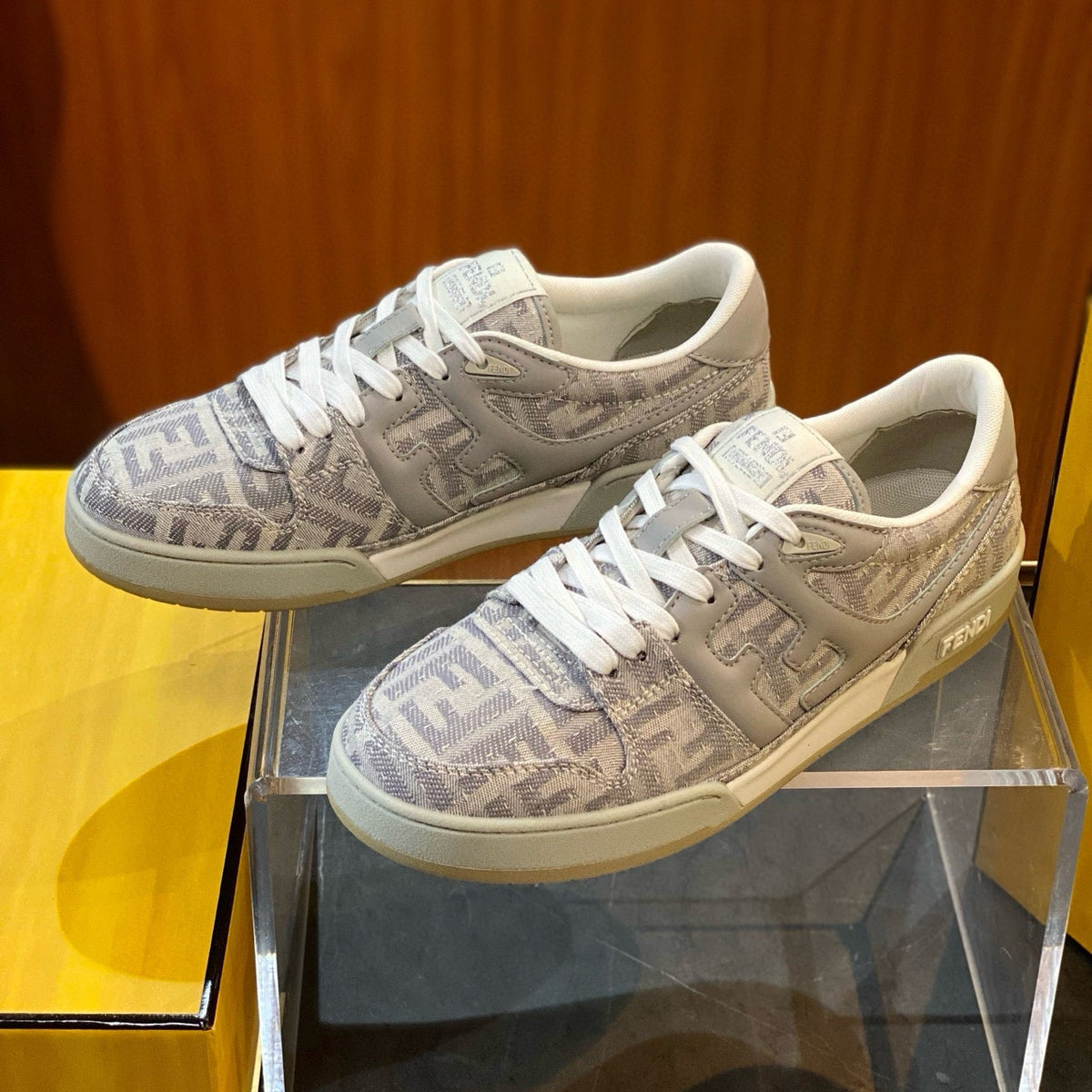 Shoes- Fen Match Sneaker Premium Designer Casual Shoes