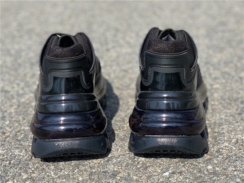Balenciaga shoes Style 375 - sole and craftsmanship detail