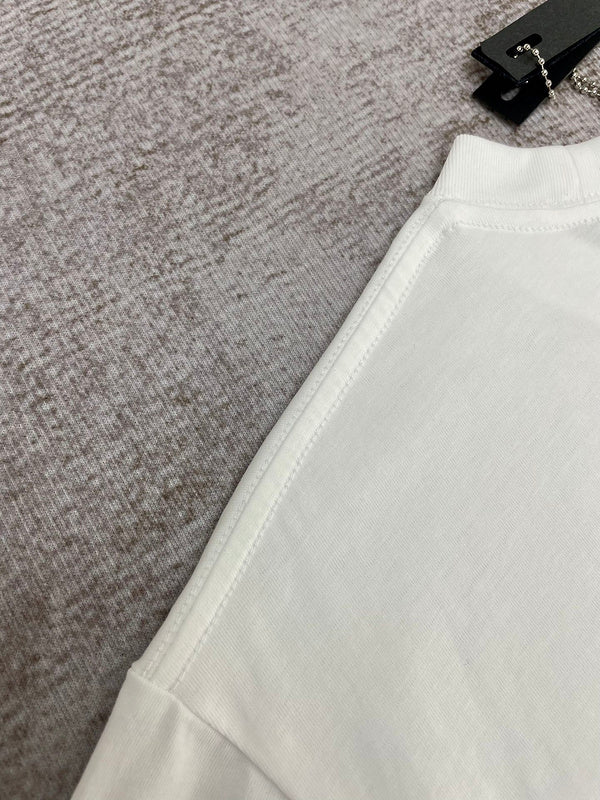Texture and finish detail of Amiri luxury piece style No.157