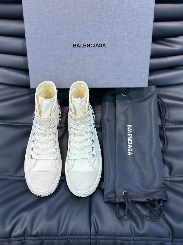 Balenciaga shoes Style 074 - top view showing design