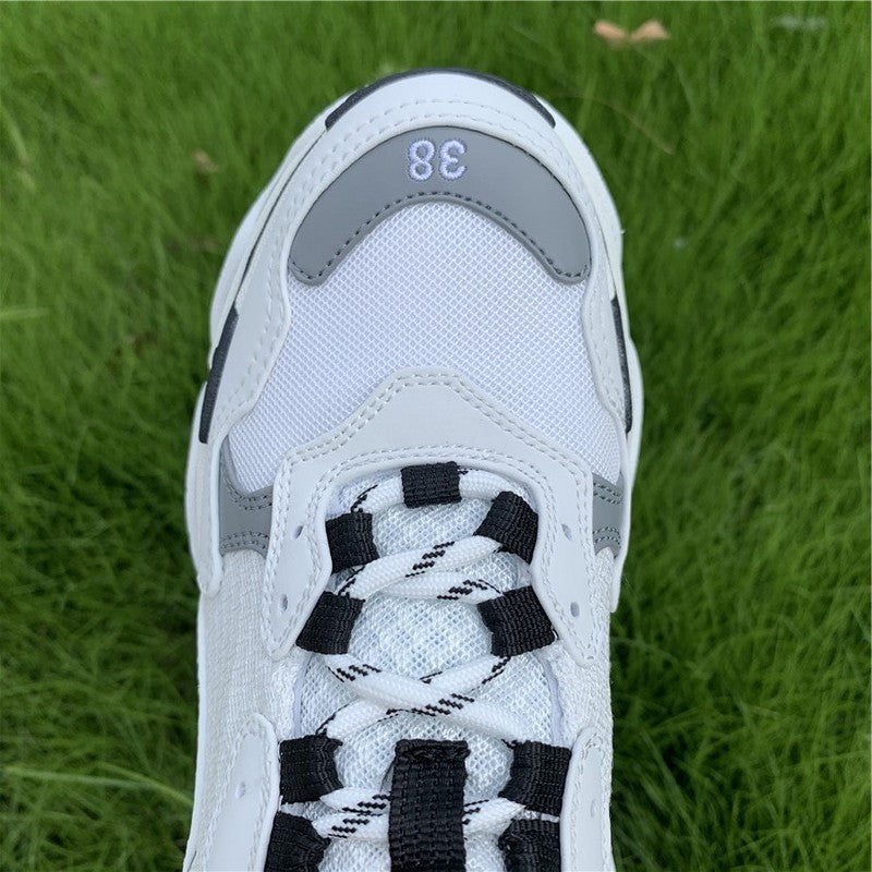 Balenciaga shoes Style 383 - true-to-life color detail