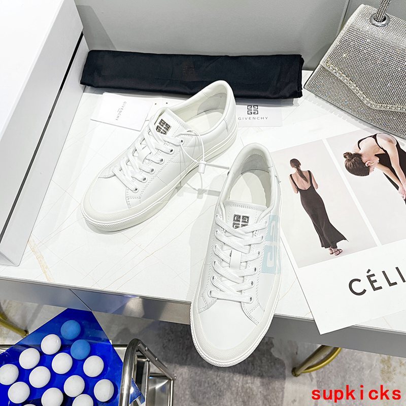 Givenchy shoes Style 050 - back heel detail
