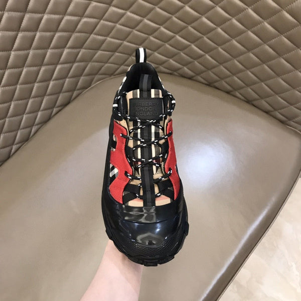 Burberry shoes Style 118 - sole and craftsmanship detail