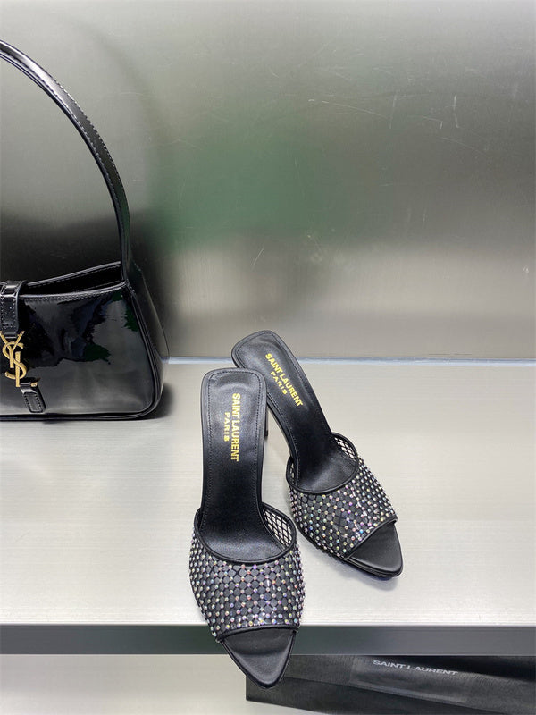 Front view of Saint Laurent luxury piece style No.063