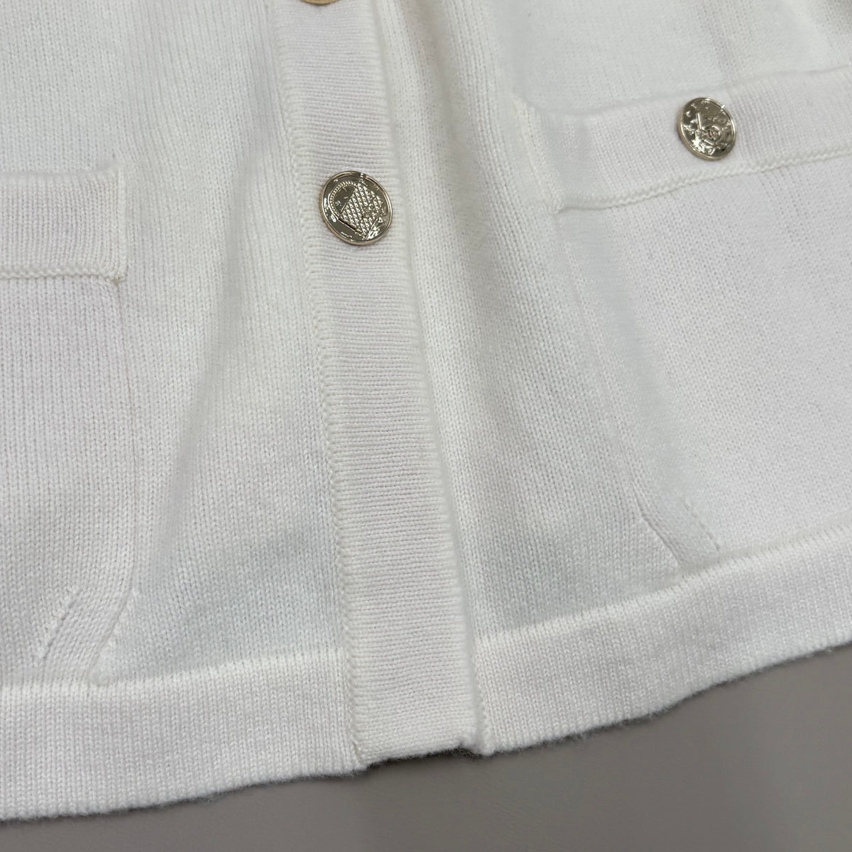 Chanel Sweaters? Chanel Cardigan Luxury Designer Knit Sweater