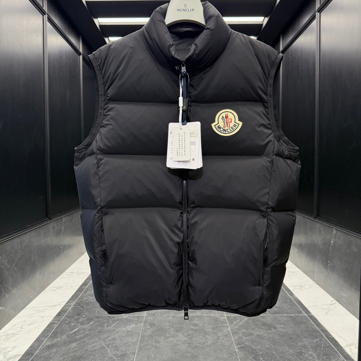 Vests? Monc Almaz Vest Luxury Casual Designer Gilet