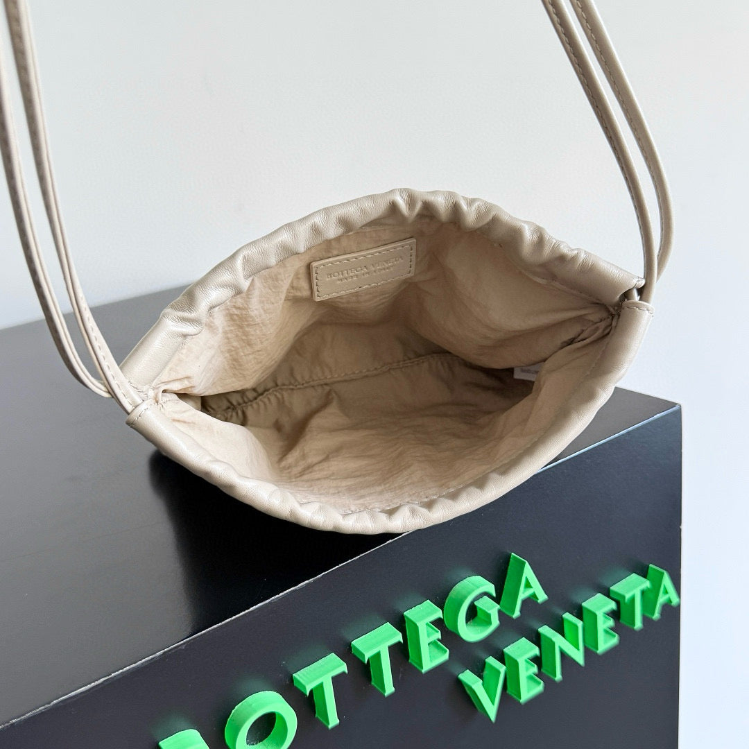 Accessories? Bott V Small Dustbag Premium Everyday Designer Accessory
