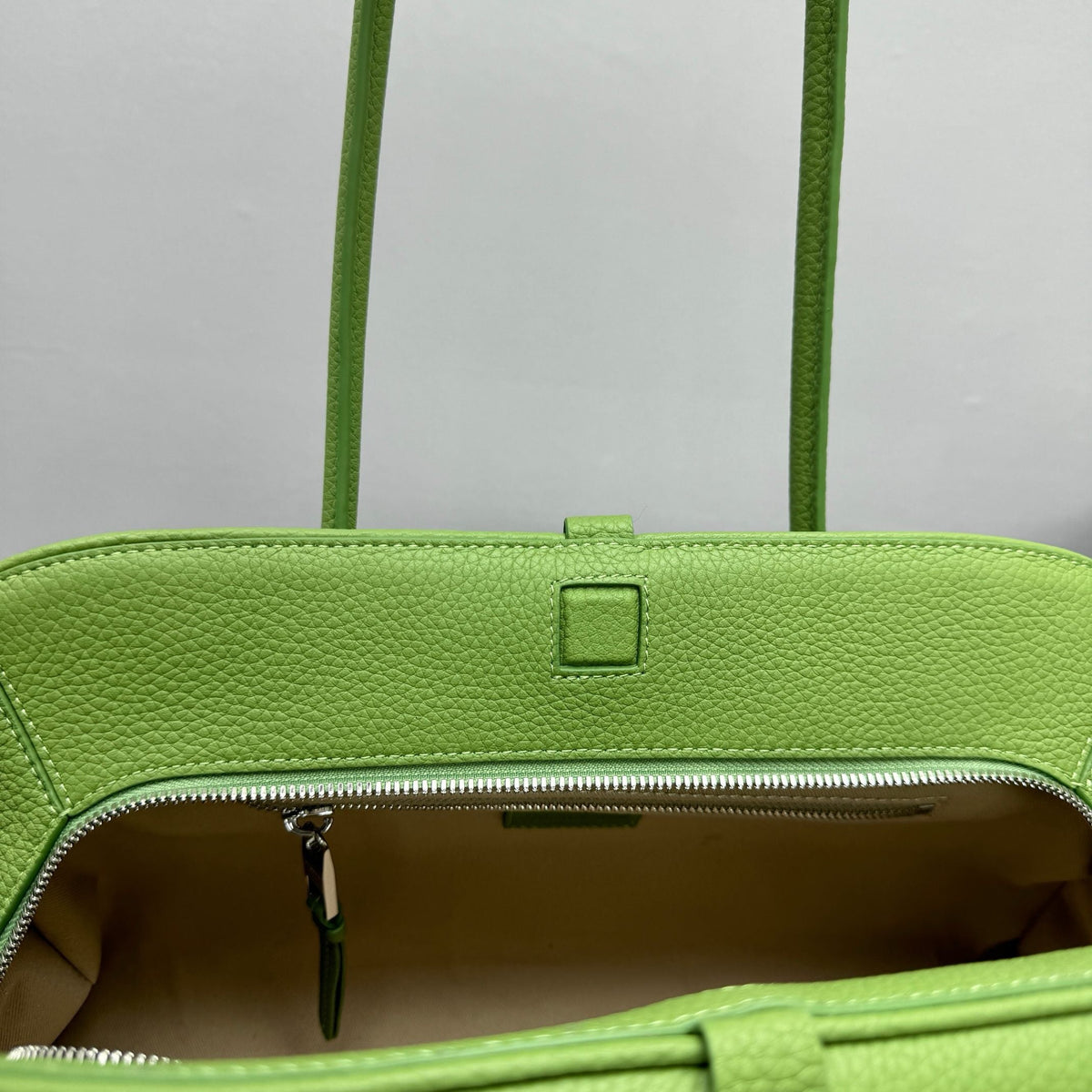 Bags- Jacq The Turismo Bag Elegant Everyday Designer Handbag