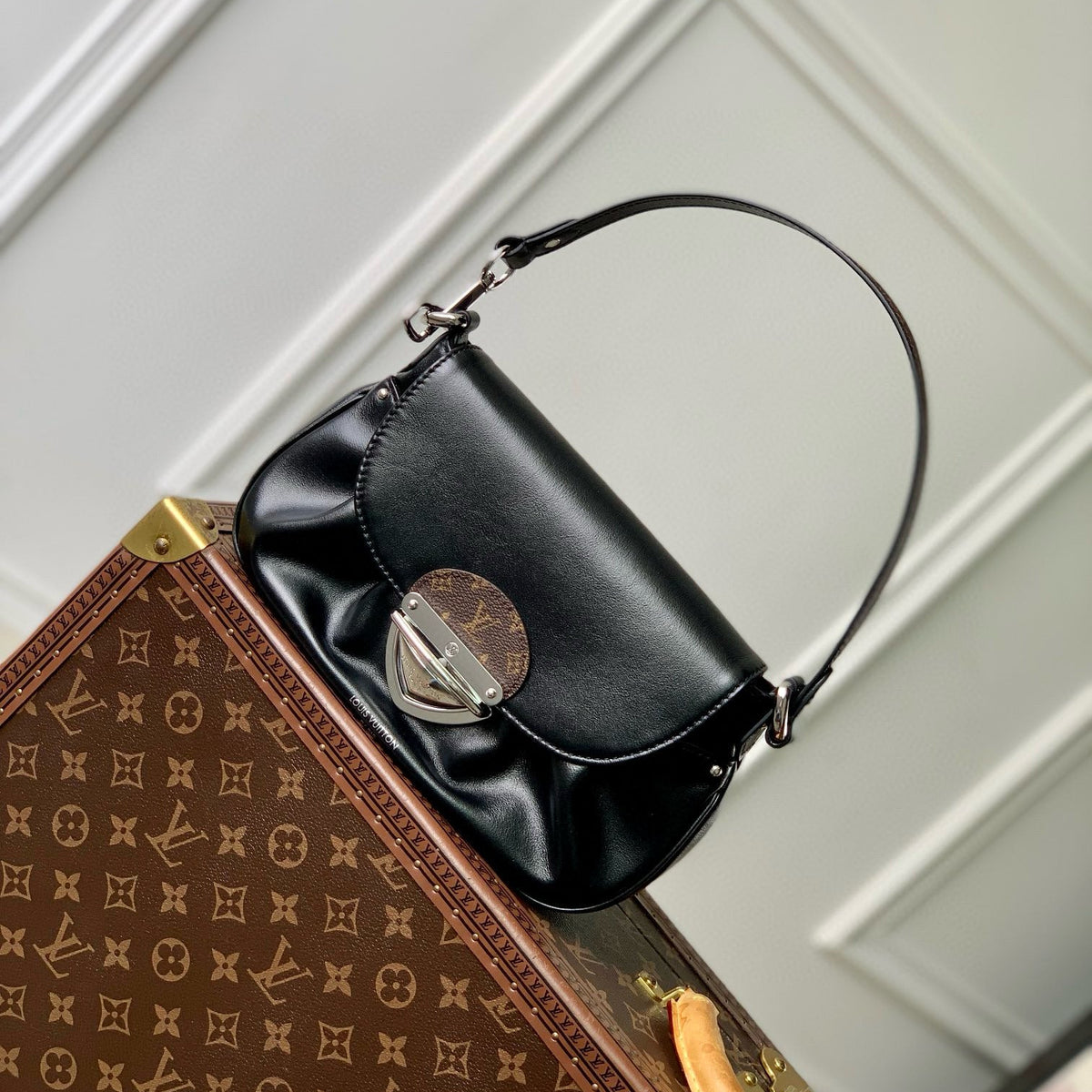 Louis Vuitton Bags- Louis Vuitton Lou Sunset Vibe Bag Premium Designer Shoulder Bag