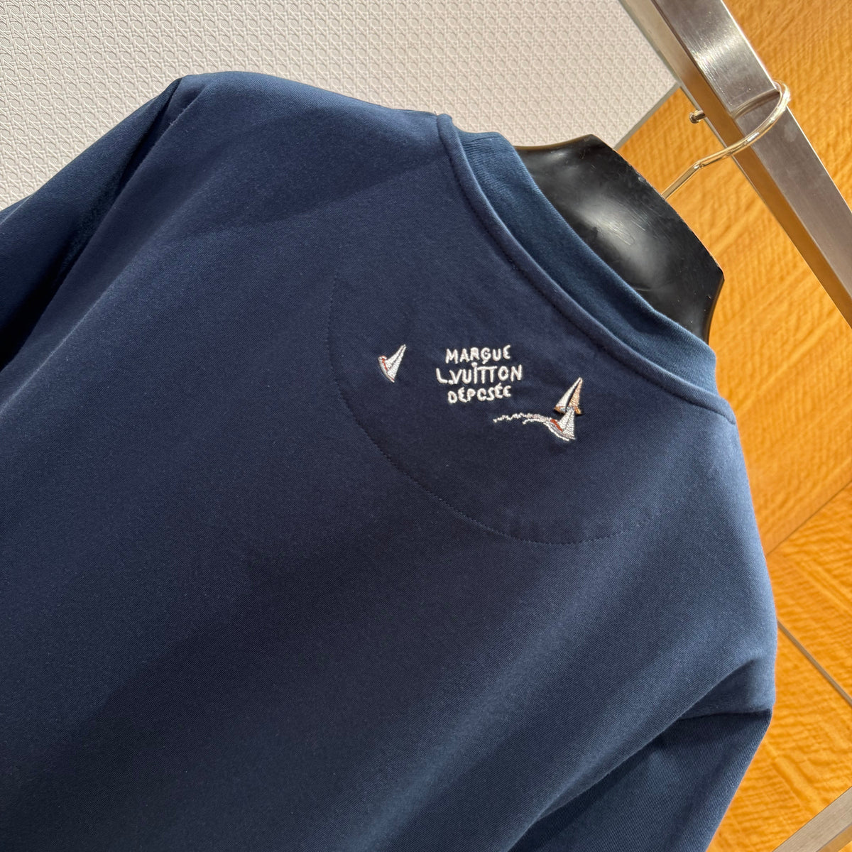 Louis Vuitton T-Shirts- Louis Vuitton Lou T-shirt Premium Designer Cotton T-Shirt