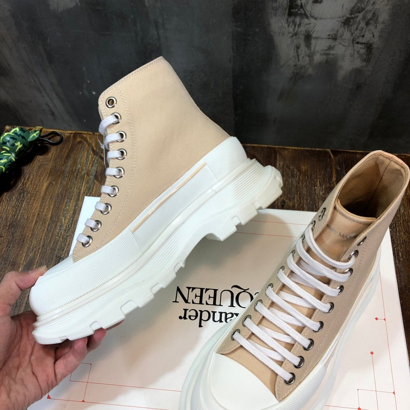 Alexander McQueen shoes Style 265 - angled studio shot