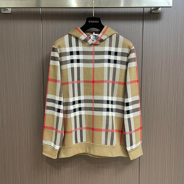 Side profile view of Burberry luxury piece style No.458
