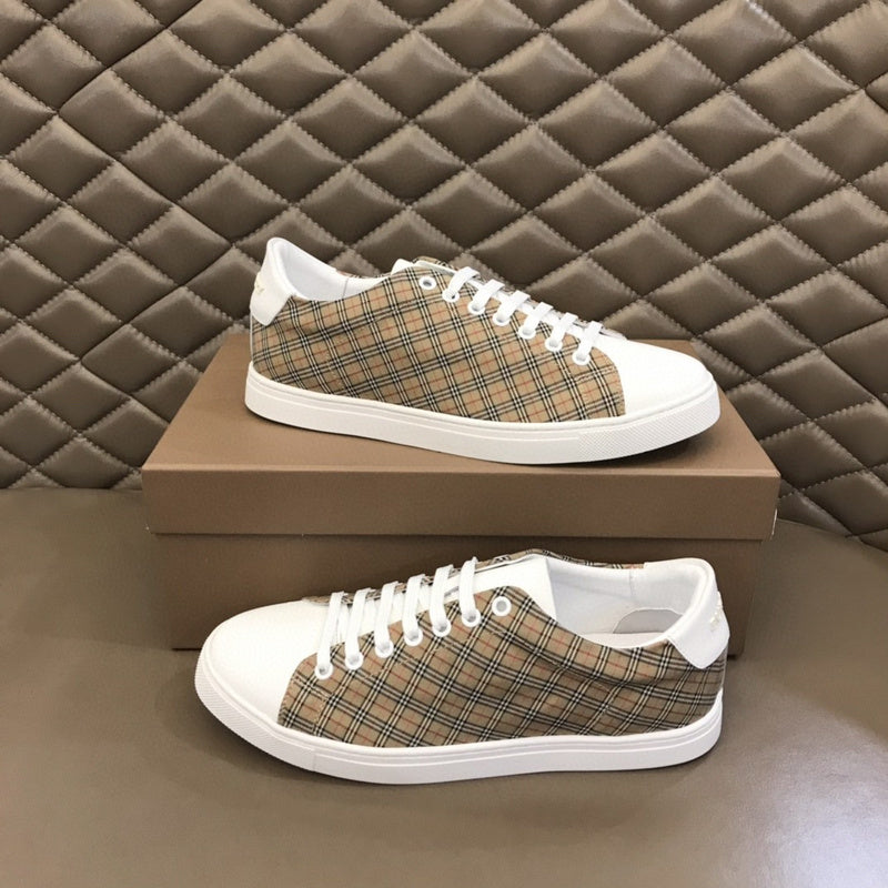 Burberry shoes Style 246 - packaging and accessories
