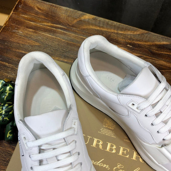 Burberry shoes Style 364 - sole and craftsmanship detail