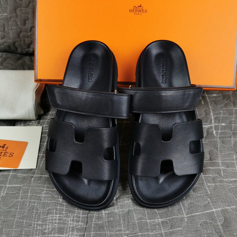 Hermes sandals Style 115 - sole and craftsmanship detail