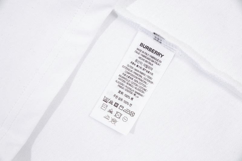 Styling view of Burberry luxury piece style No.305