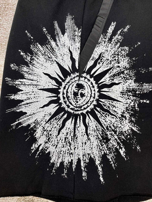 Back view of Amiri luxury piece style No.076