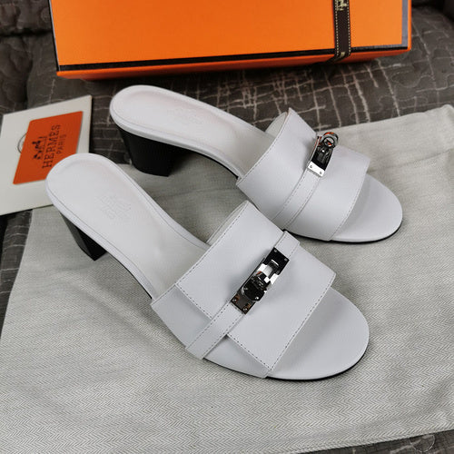 Hermes sandals Style 166 - texture and material detail