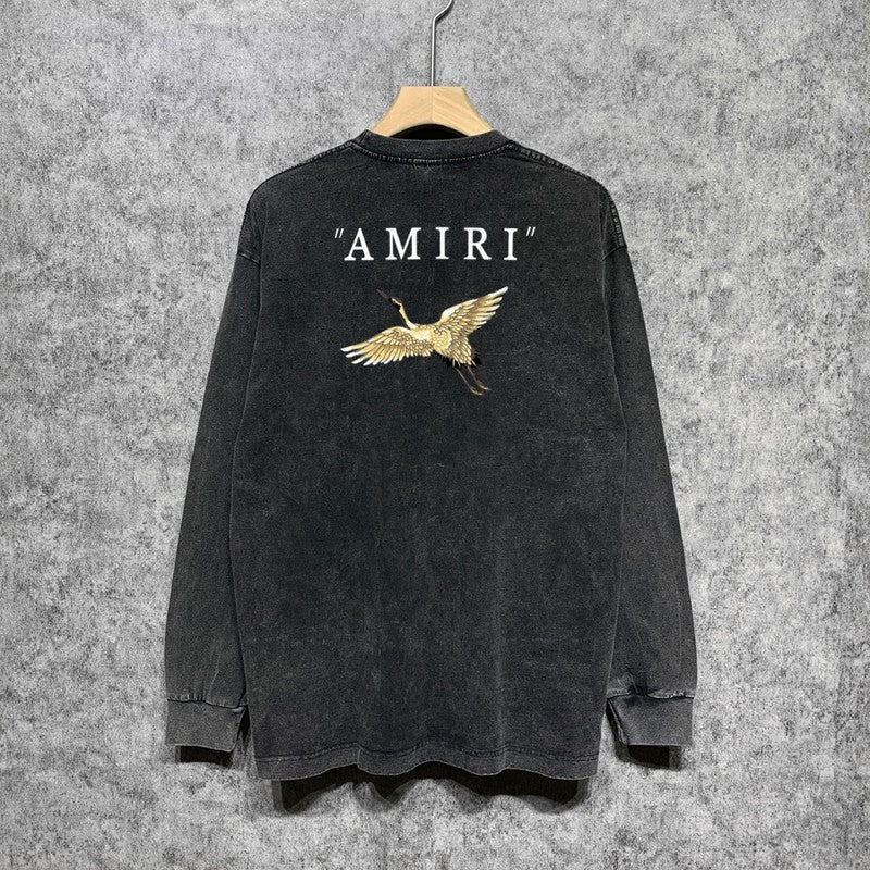Full silhouette view of Amiri luxury piece style No.135