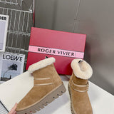 Close-up detail view of Roger Vivier luxury piece style No.077