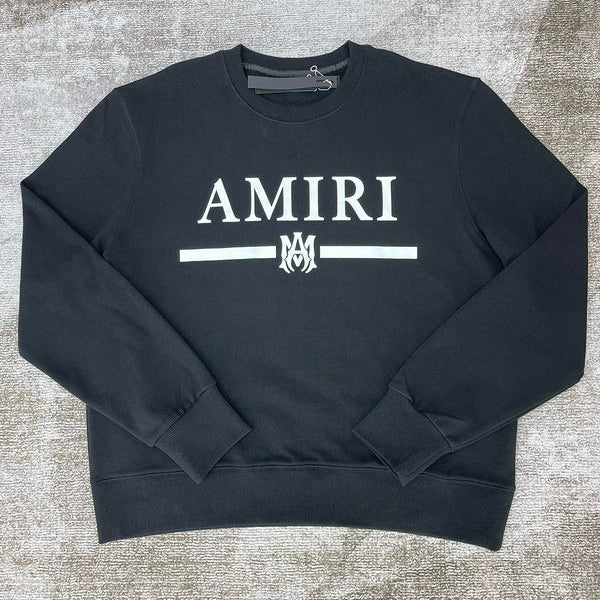 Front view of Amiri luxury piece style No.068