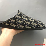 Dior shoes Style 043 - full pair display