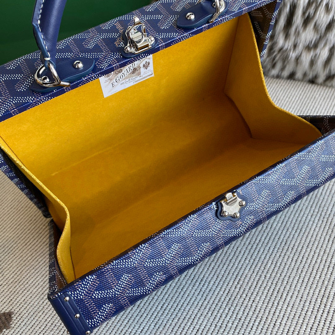 Bags- Goya Grand Hotel Trunk Bag Elegant Everyday Designer Handbag