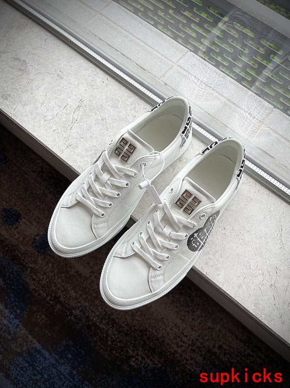 Givenchy shoes Style 013 - angled studio shot