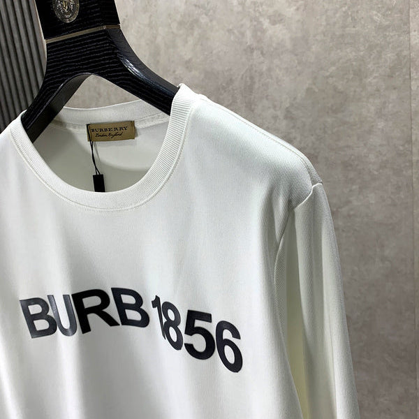 Three-quarter angle view of Burberry luxury piece style No.005