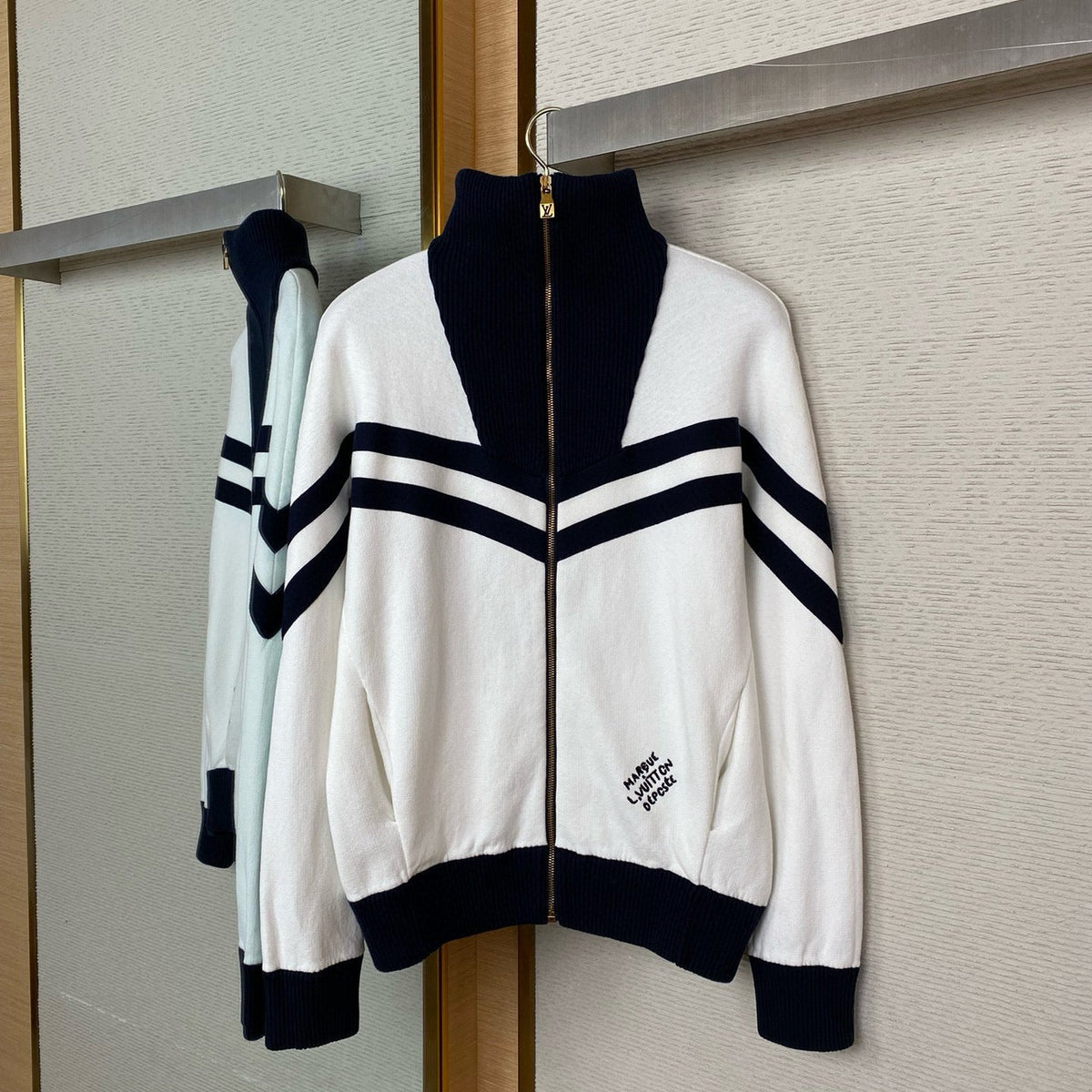 Louis Vuitton Sweaters- Louis Vuitton Lou Zip Jumper Premium Casual Designer Knitwear