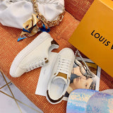 Back view of Louis Vuitton luxury piece style No.043