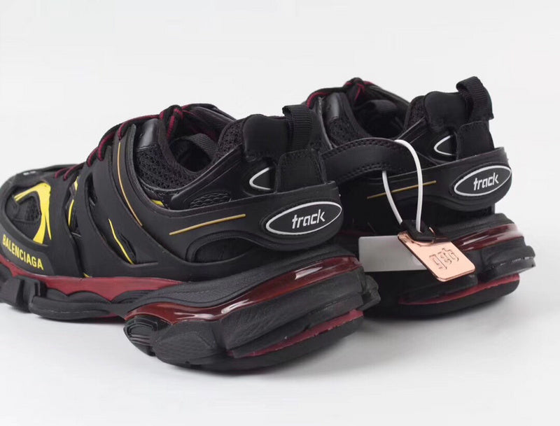 Balenciaga shoes Style 310 - top view showing design