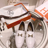 Hermès Grey Bow-Detail Flats - Toe Detail View