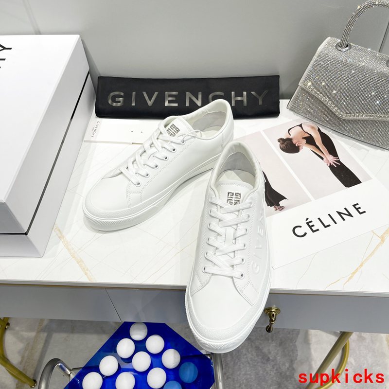 Givenchy shoes Style 059 - sole and craftsmanship detail