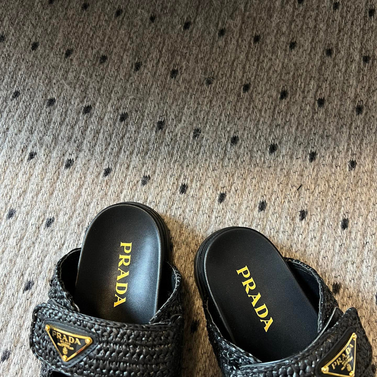 Shoes- Pd Sandals Premium Designer Casual Shoes