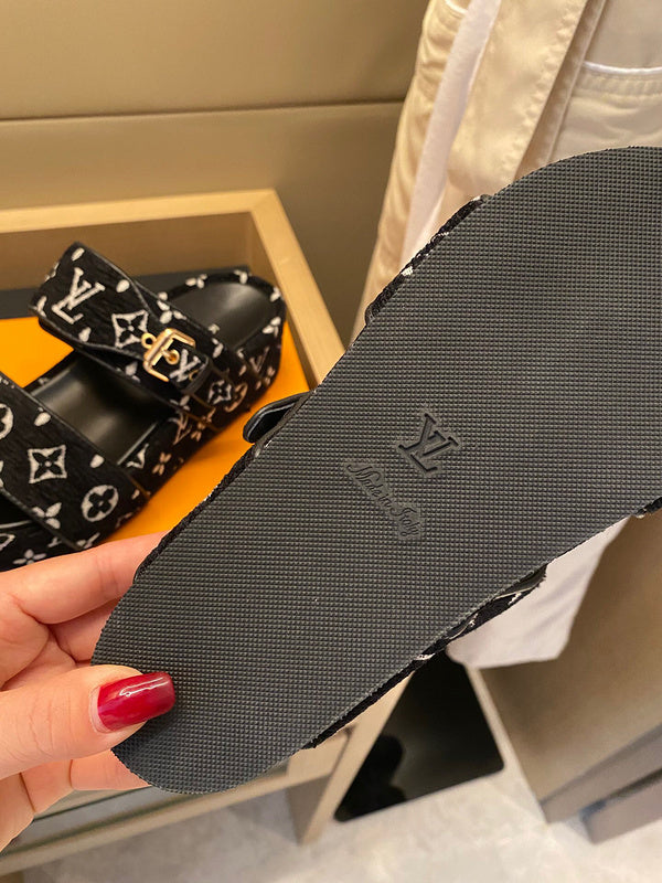 Louis Vuitton shoes Style 391 - sole and craftsmanship detail