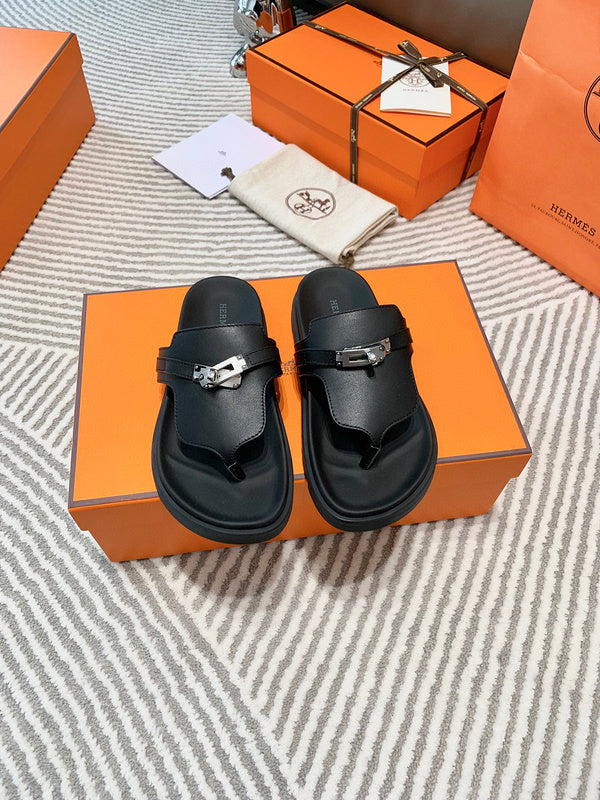 Hermès Black Gladiator Sandals - Side Profile View