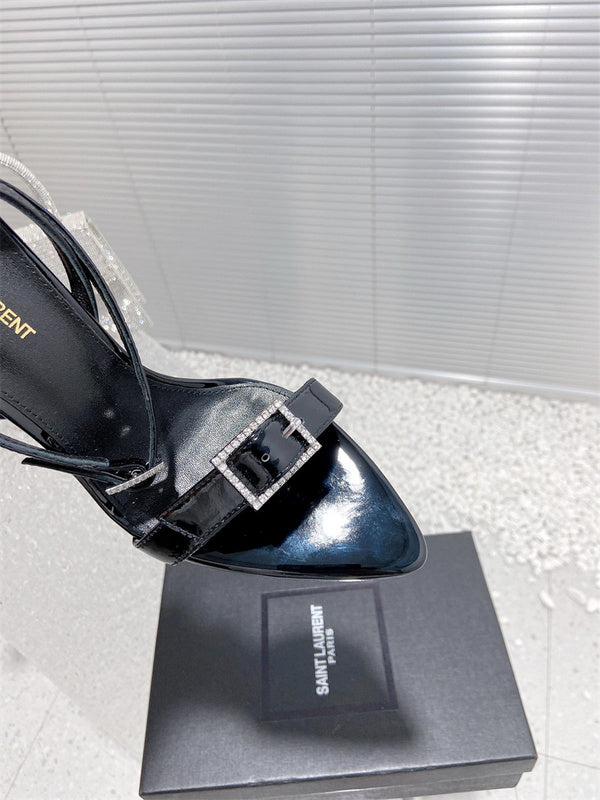 Styling view of Saint Laurent luxury piece style No.078