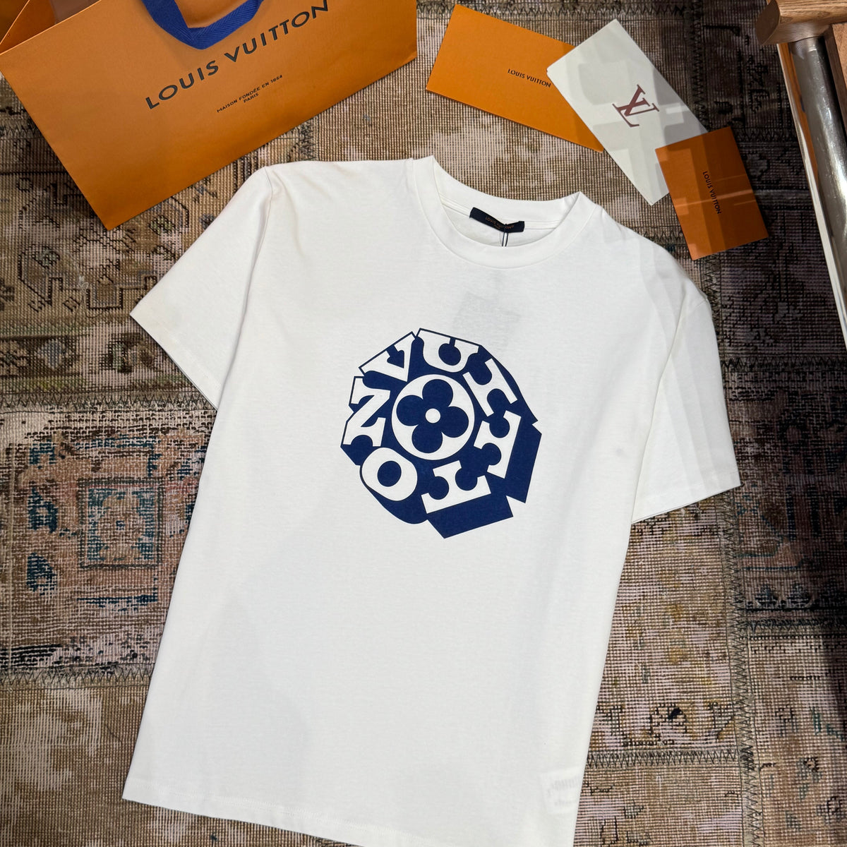 Louis Vuitton T-Shirts- Louis Vuitton Lou T-shirt Premium Designer Cotton T-Shirt