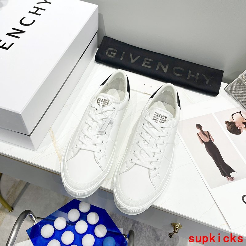 Givenchy shoes Style 100 - side profile detail