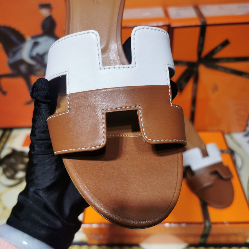 Hermès Camel Crisscross Strap Sandals - Toe Detail View